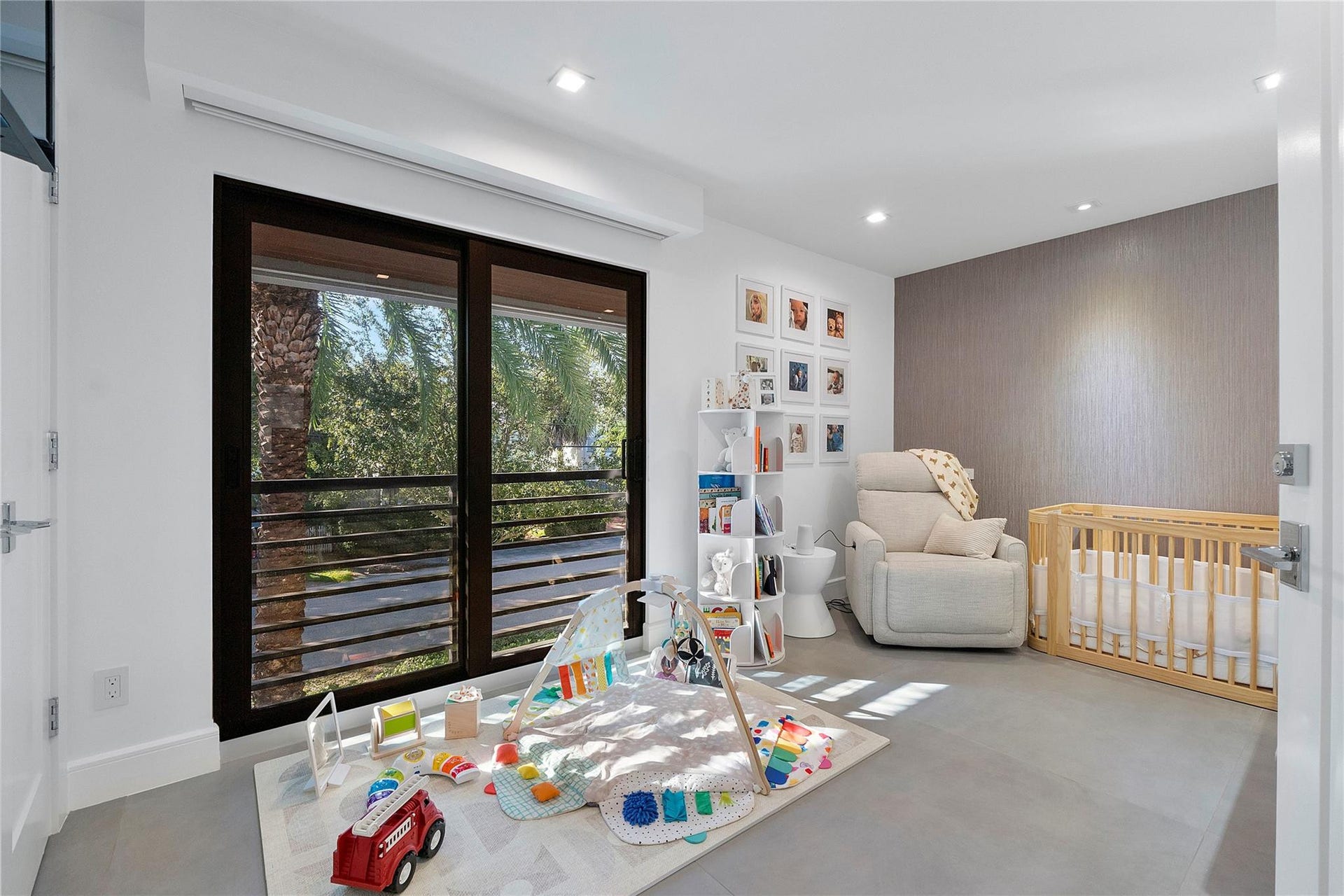 500 NE 14th Avenue, Fort Lauderdale, FL 33301 Third Bedroom