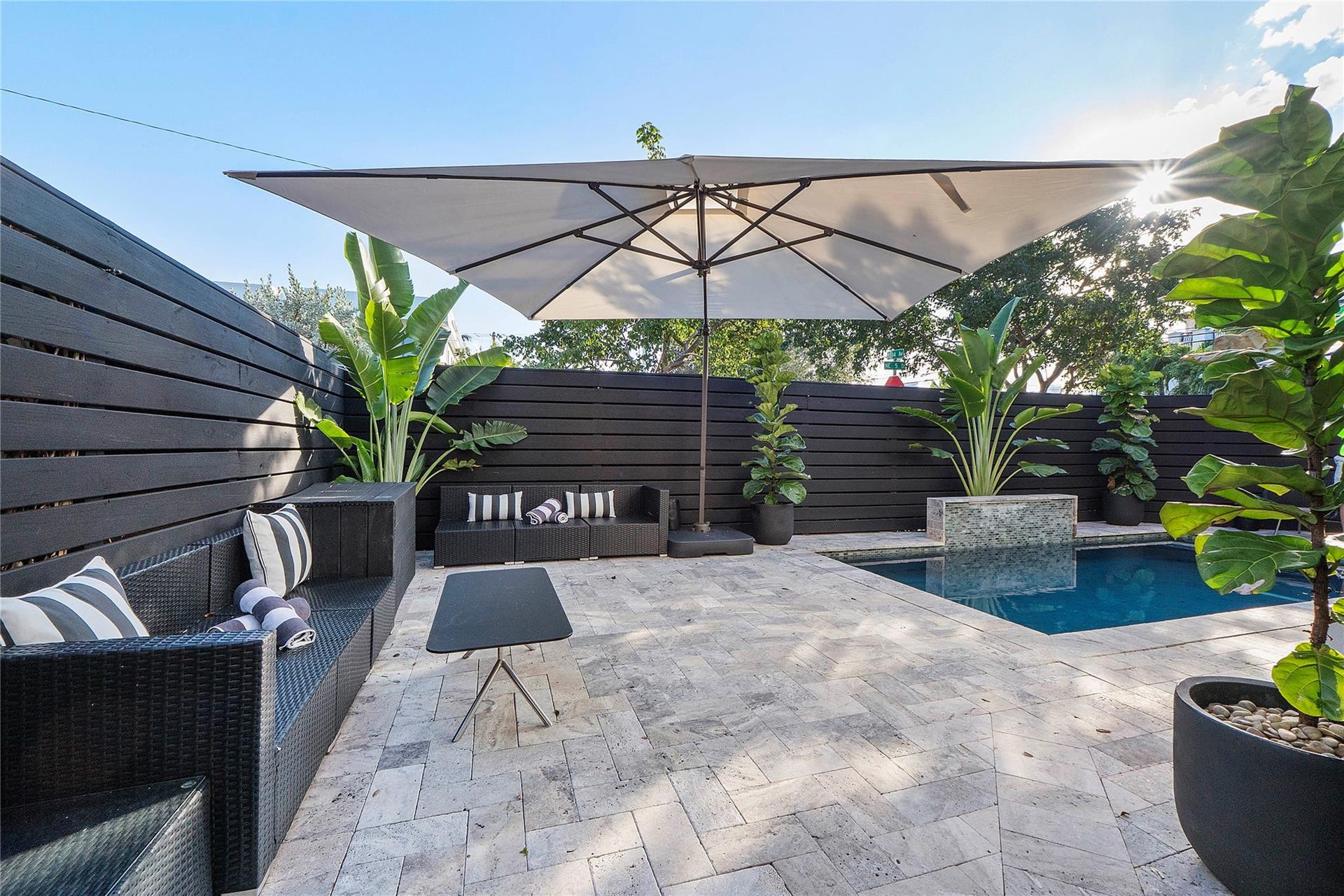 500 NE 14th Avenue, Fort Lauderdale, FL 33301 Heated saltwater pool