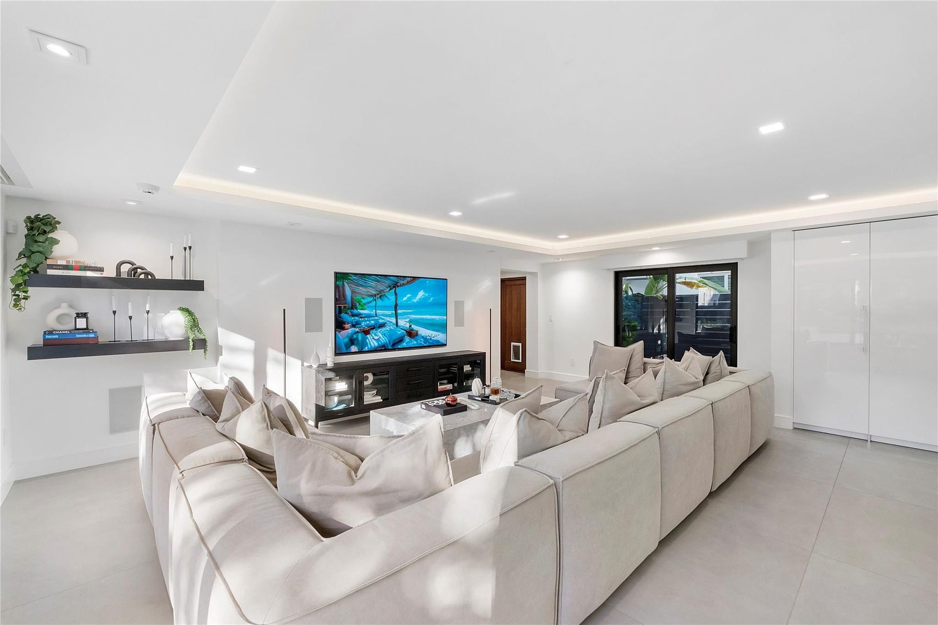 500 NE 14th Avenue, Fort Lauderdale, FL 33301 Photo 7