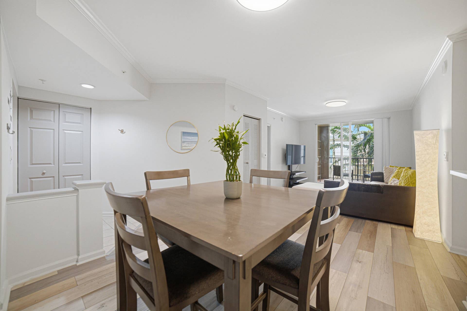 17100 N Bay Road, #Unit 1214, Sunny Isles Beach, FL 33160 Dining Area-C