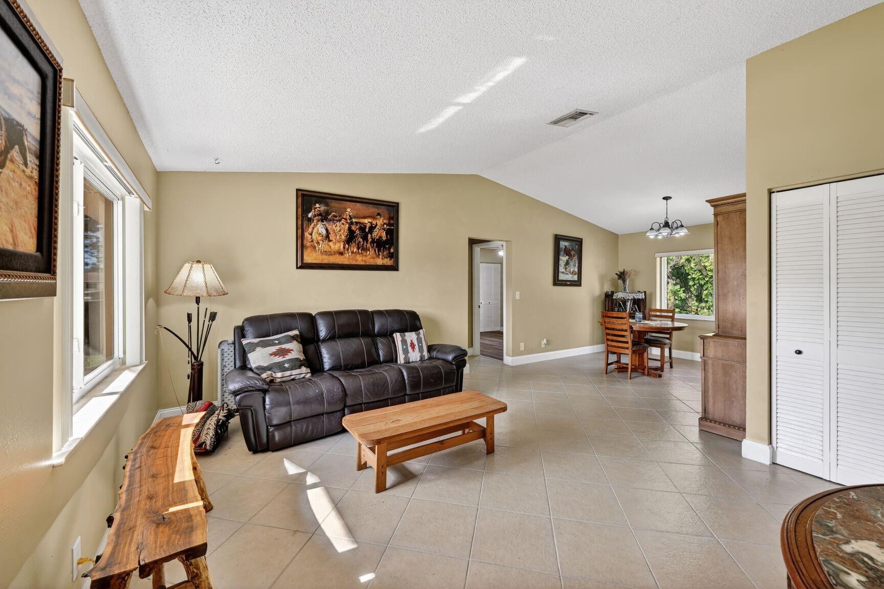 12541 SW 10th Court, Davie, FL 33325 Photo 3