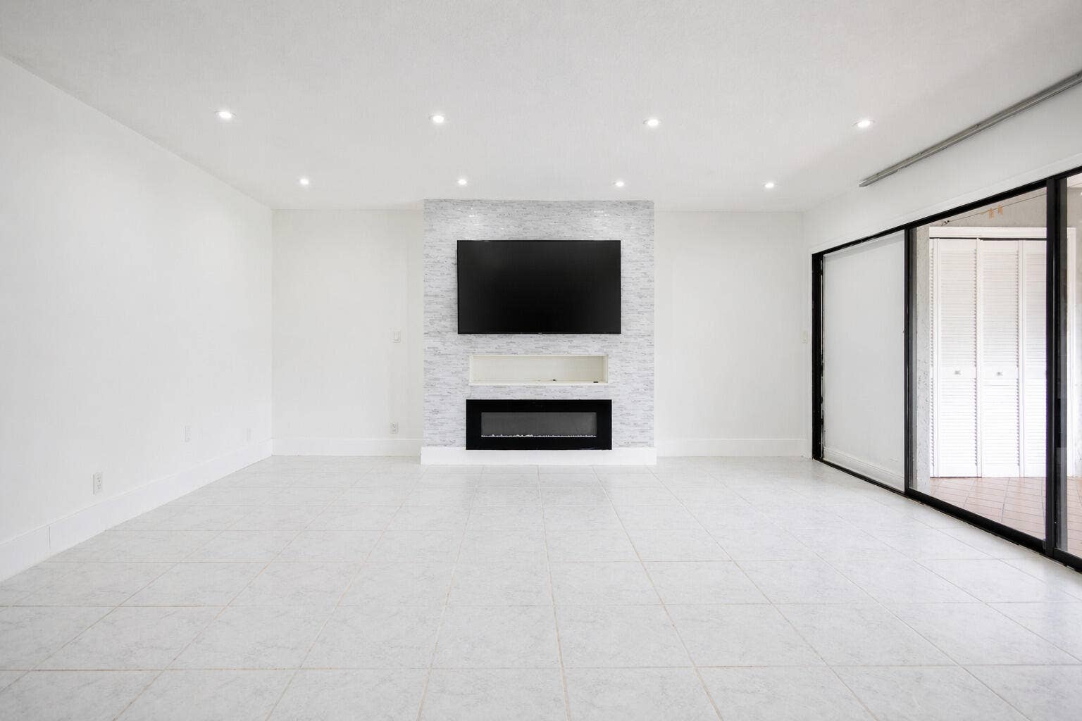 9460 SW 61st Way, #A, Boca Raton, Boca Raton, FL 33428 Living room