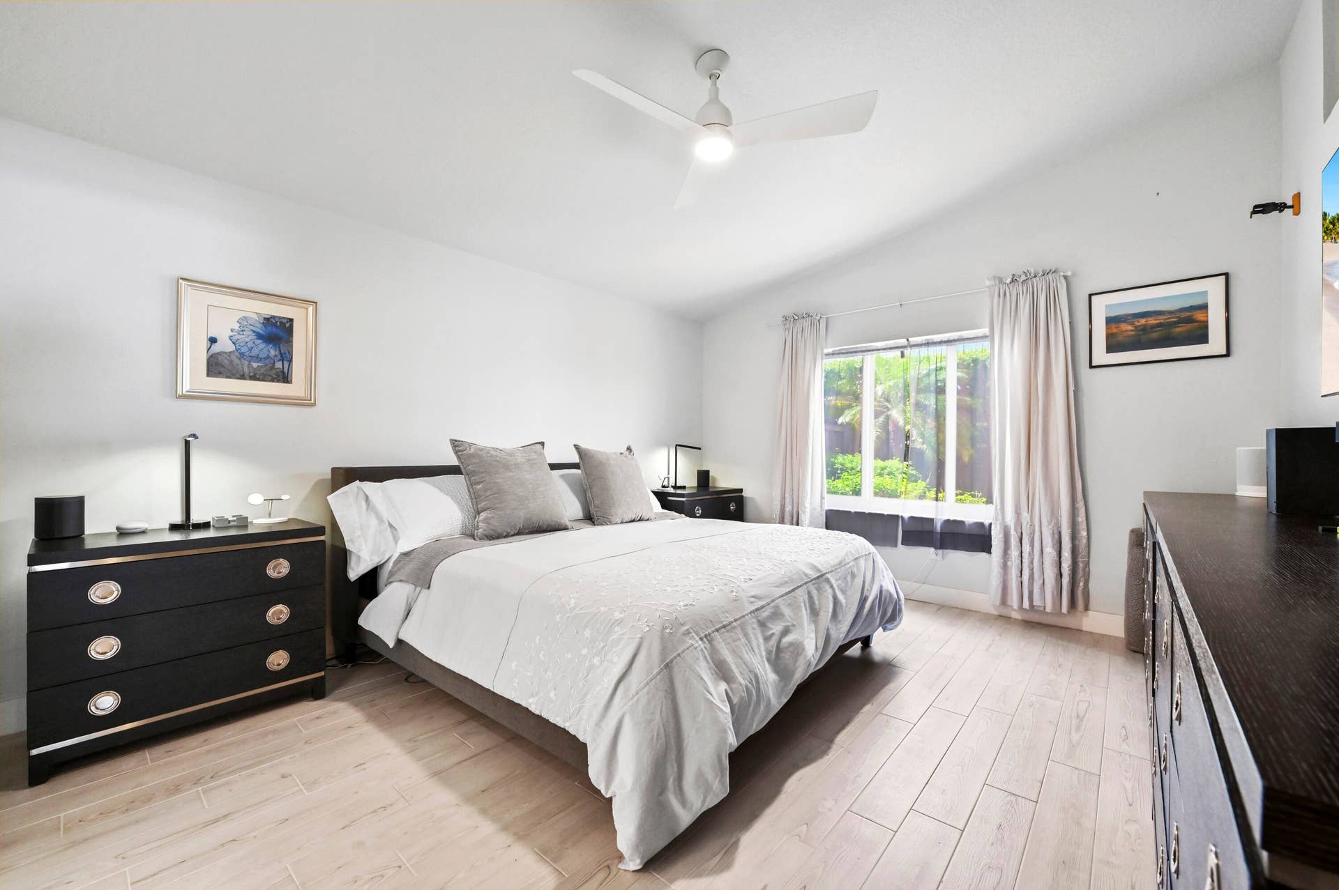8856 Thames River Drive, Boca Raton, FL 33433 22 Bedroom 01