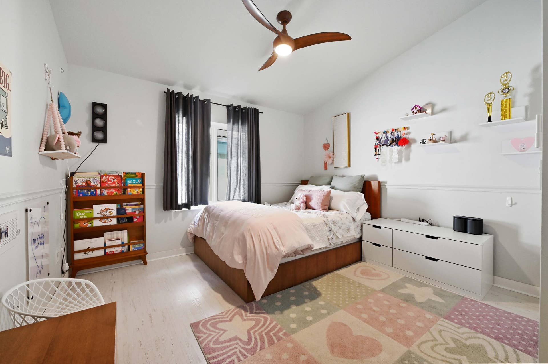 8856 Thames River Drive, Boca Raton, FL 33433 10 Bedroom 01