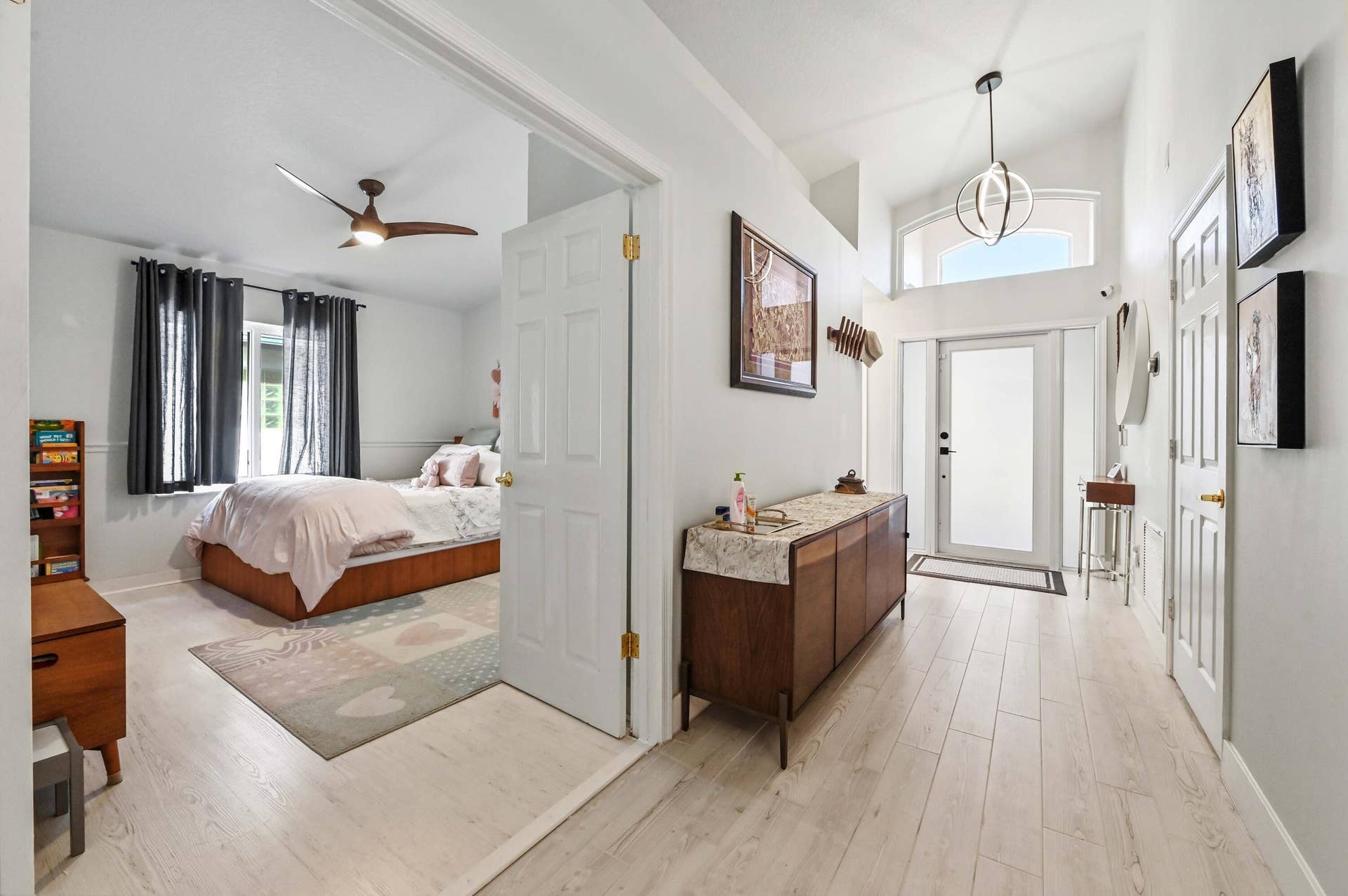 8856 Thames River Drive, Boca Raton, FL 33433 05 Hall 01