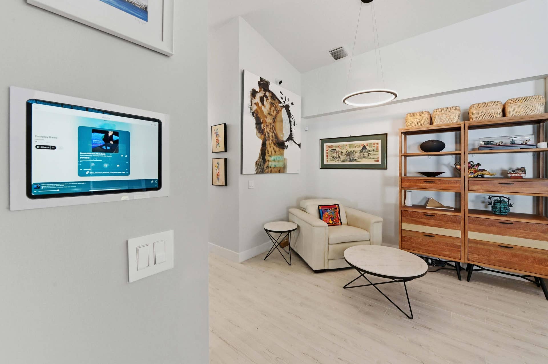 8856 Thames River Drive, Boca Raton, FL 33433 17 Living room 06