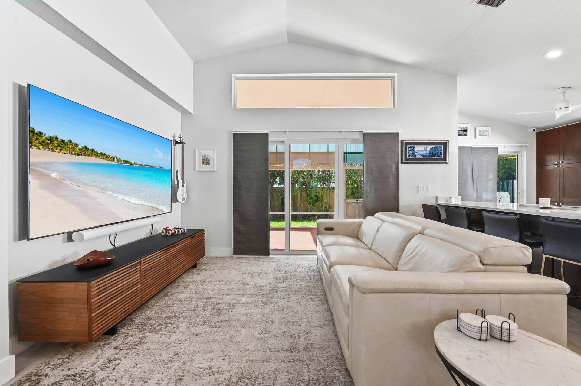 8856 Thames River Drive, Boca Raton, FL 33433 14 Living room 03