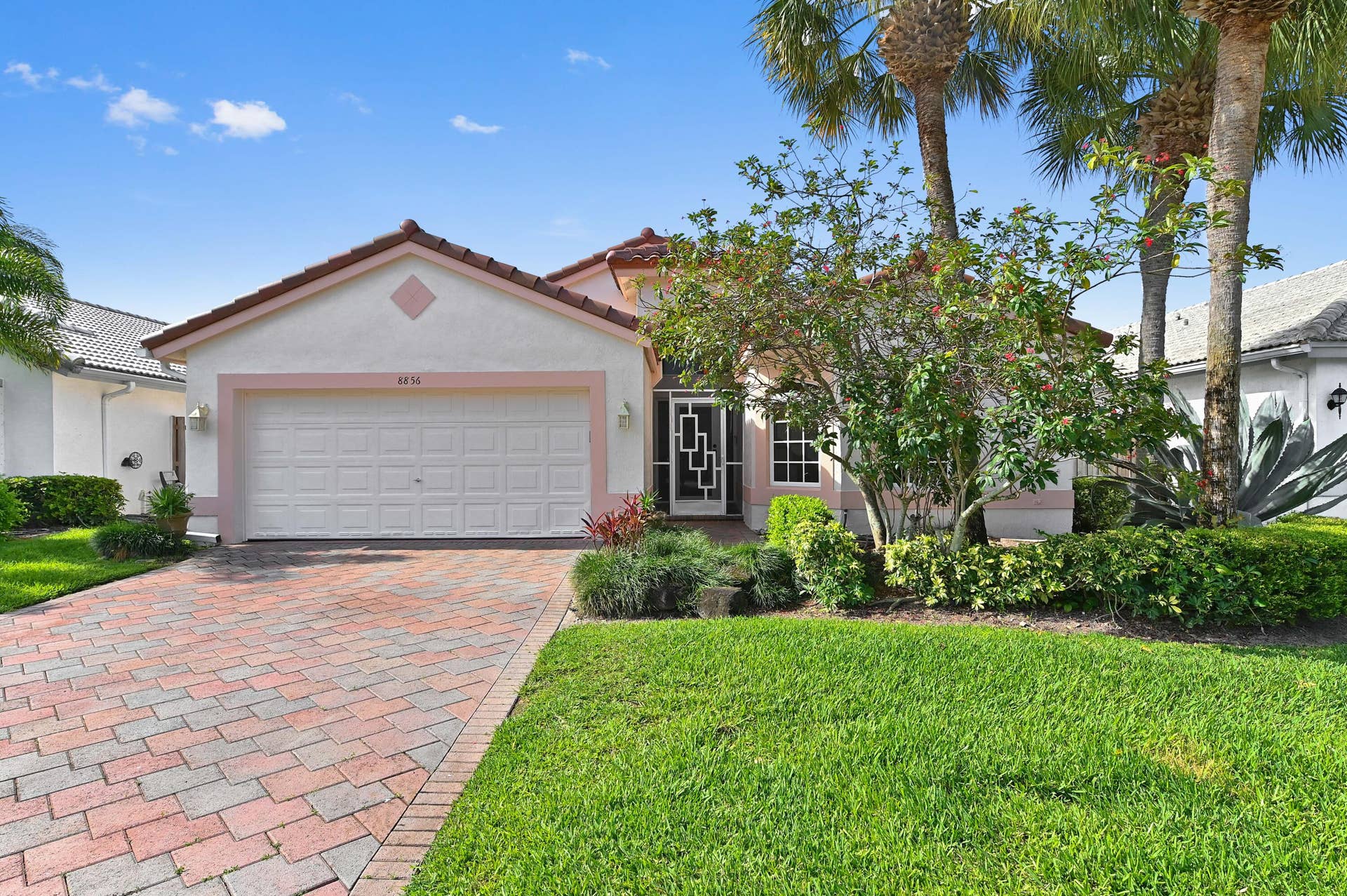8856 Thames River Drive, Boca Raton, FL 33433 02 Front 02