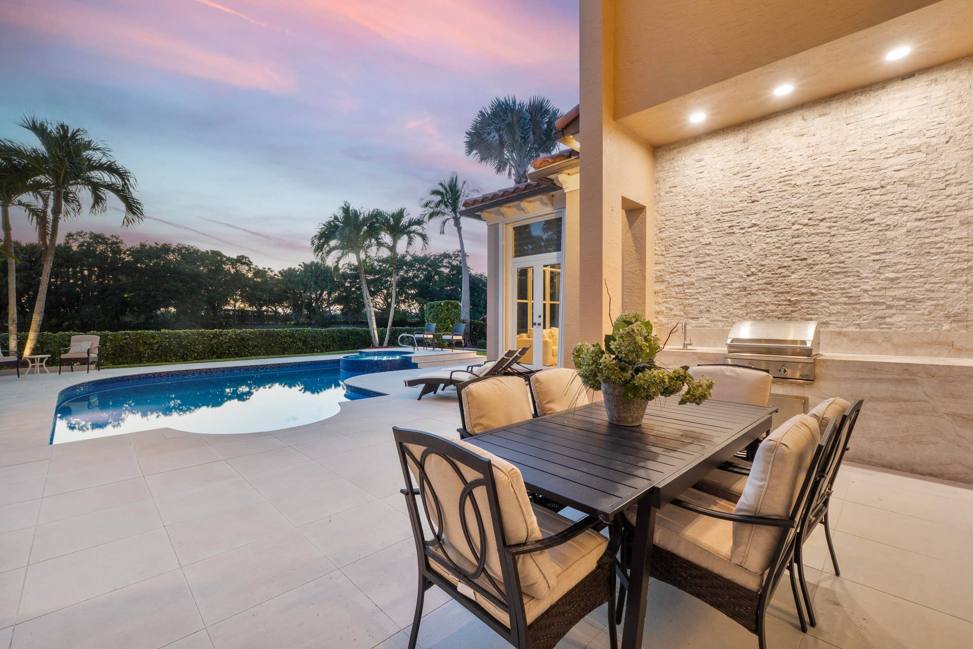 7169 NW 127th Way, Parkland, FL 33076 7169_NW_127th_Way_Twilight_008