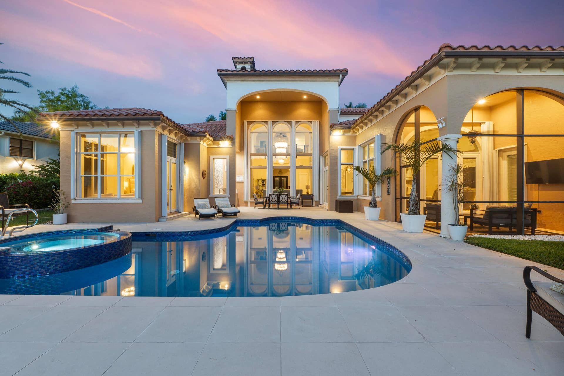 7169 NW 127th Way, Parkland, FL 33076 7169_NW_127th_Way_Twilight_011