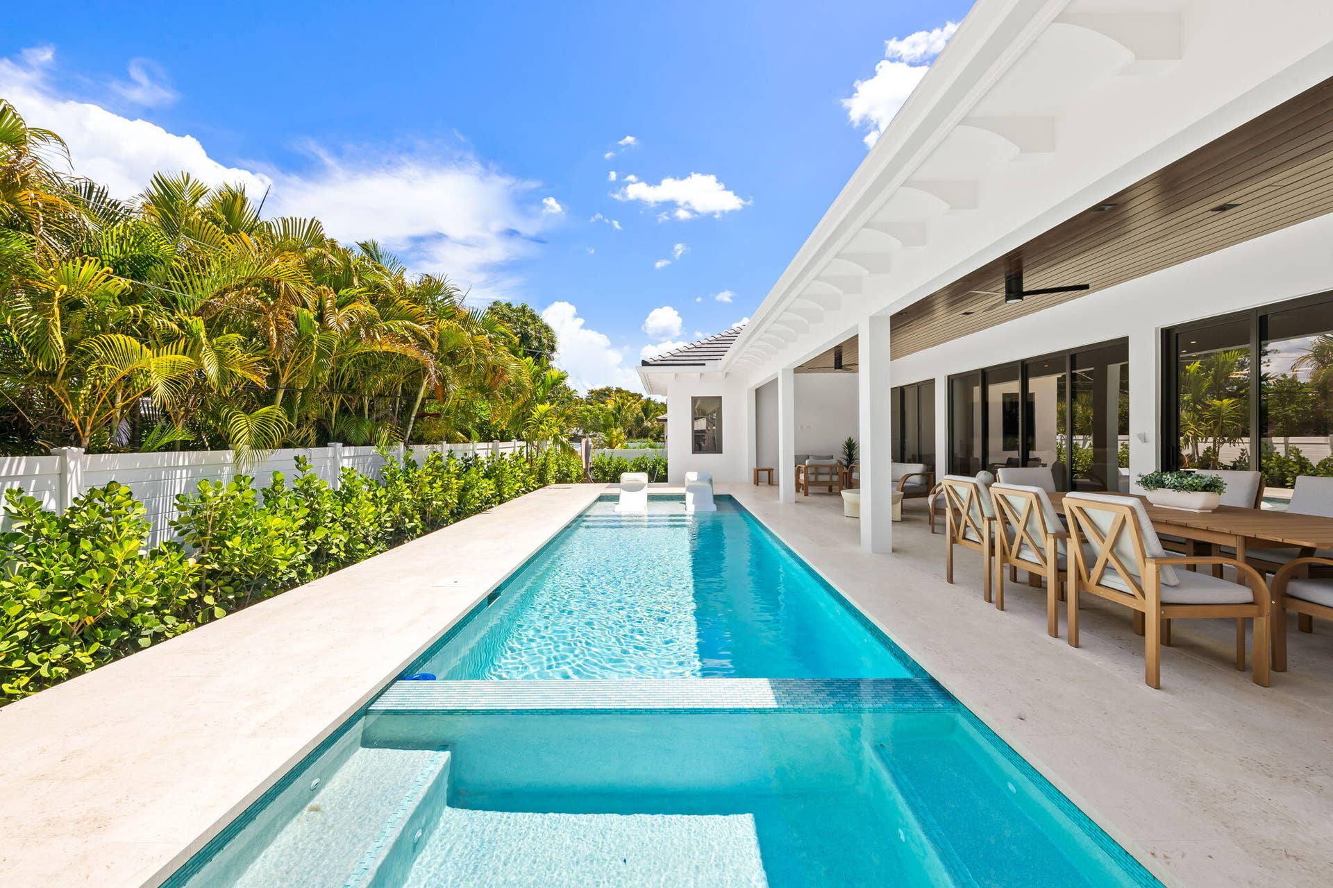 2725 NE 28th Street, Fort Lauderdale, FL 33306 40-web-or-mls-DSC_5843