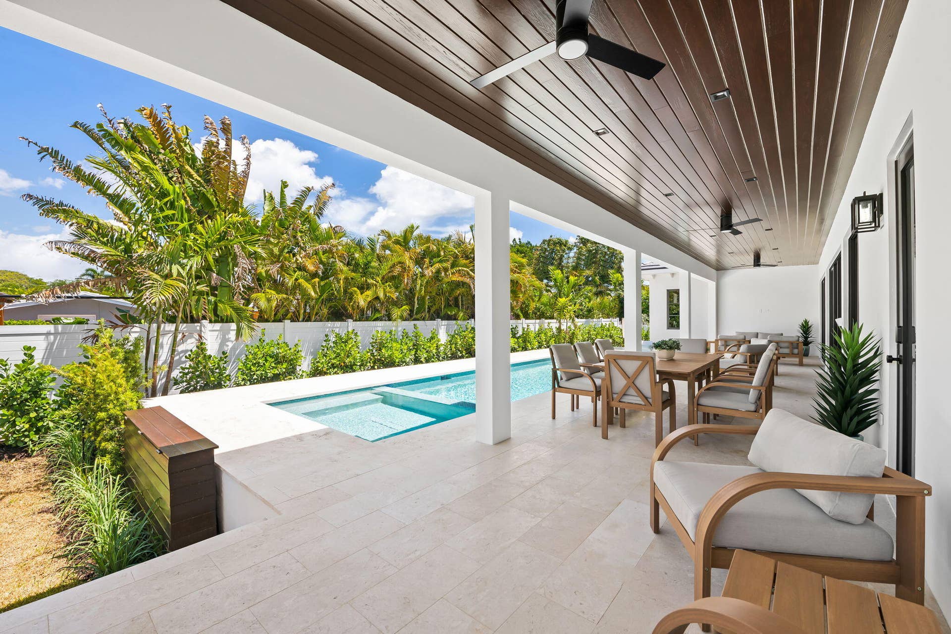 2725 NE 28th Street, Fort Lauderdale, FL 33306 38-web-or-mls-DSC_5837