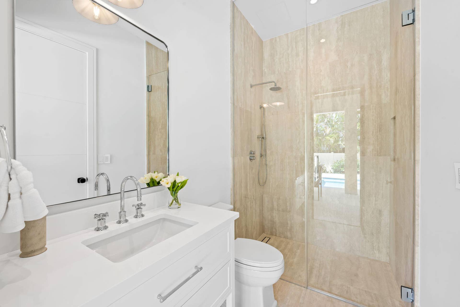 2725 NE 28th Street, Fort Lauderdale, FL 33306 25-web-or-mls-DSC_5741