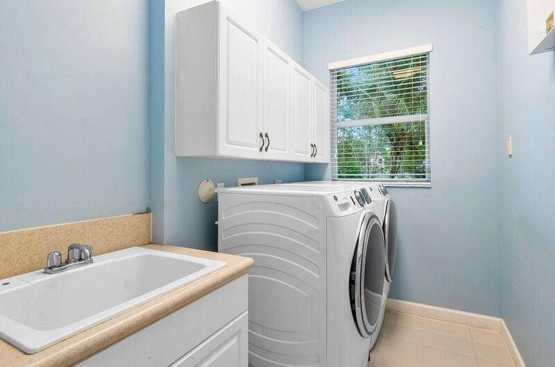 9271 Madewood Court, West Palm Beach, West Palm Beach, FL 33411 madewood laundry room