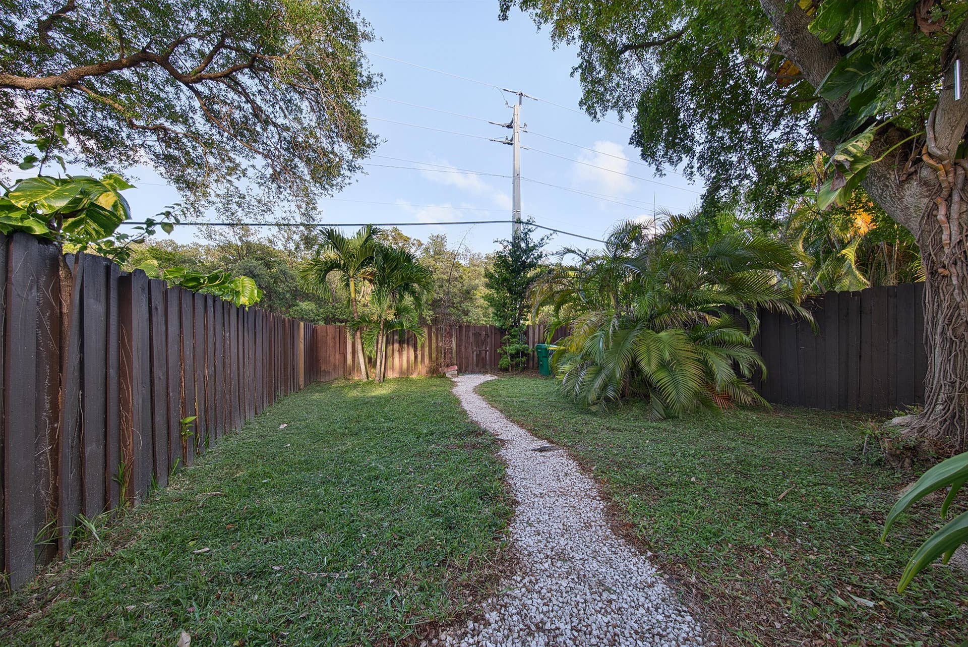 191 NE 6th Court, Dania Beach, FL 33004 Fully Fenced-In Backyard