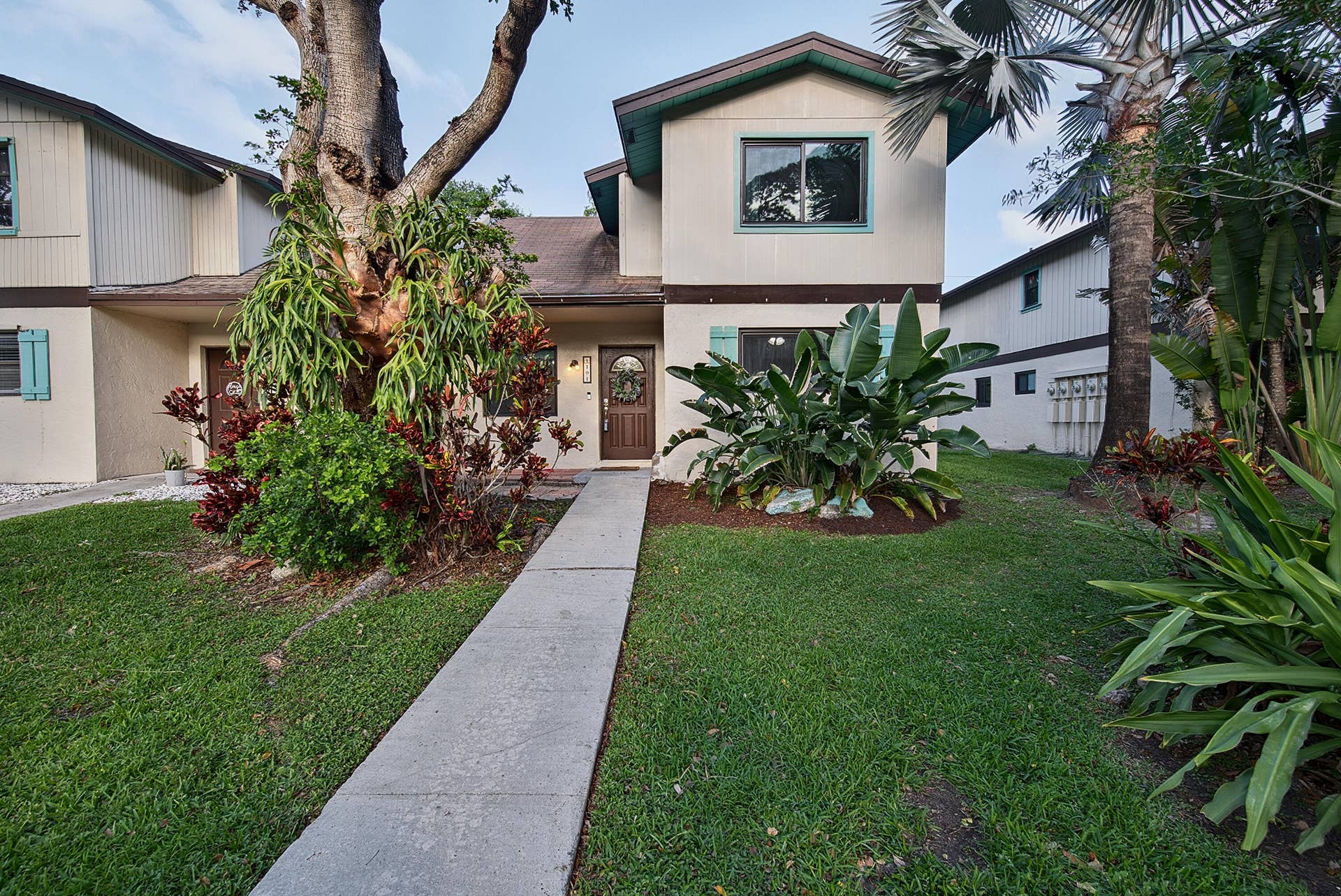 191 NE 6th Court, Dania Beach, FL 33004 Front of Home