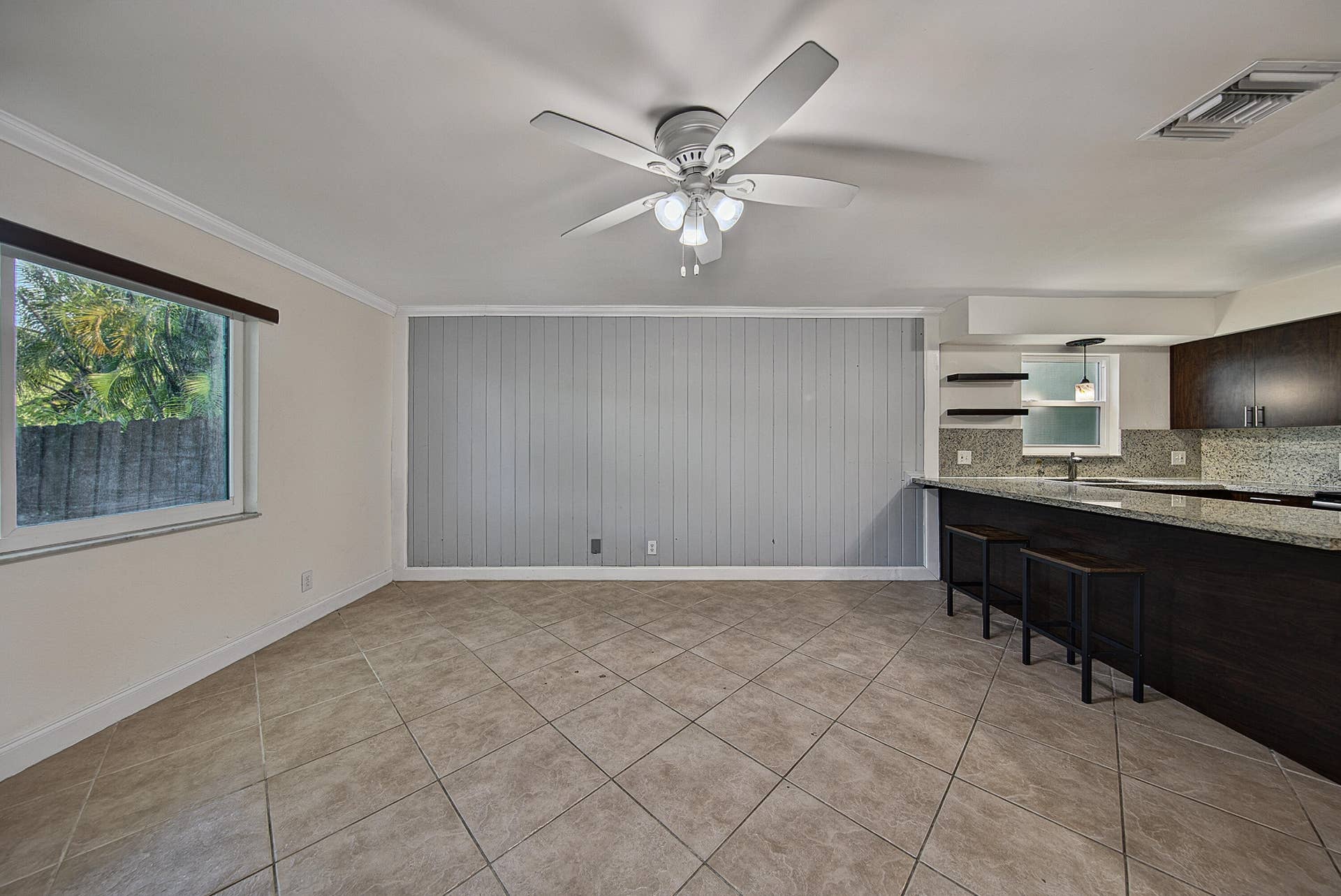 191 NE 6th Court, Dania Beach, FL 33004 Family Room/Kitchen