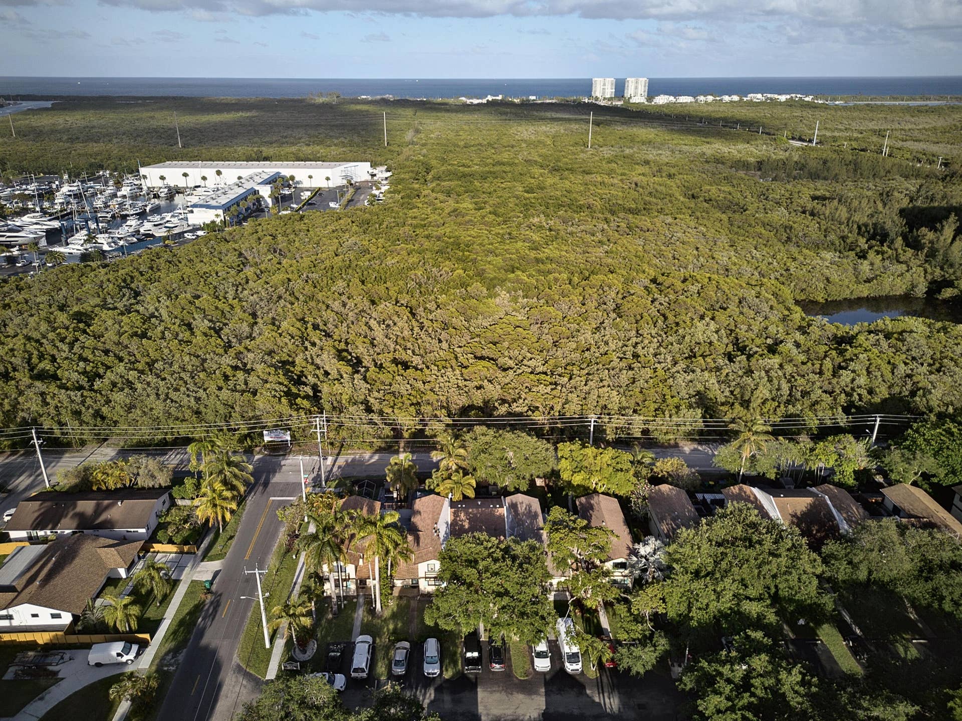 191 NE 6th Court, Dania Beach, FL 33004 smith-3
