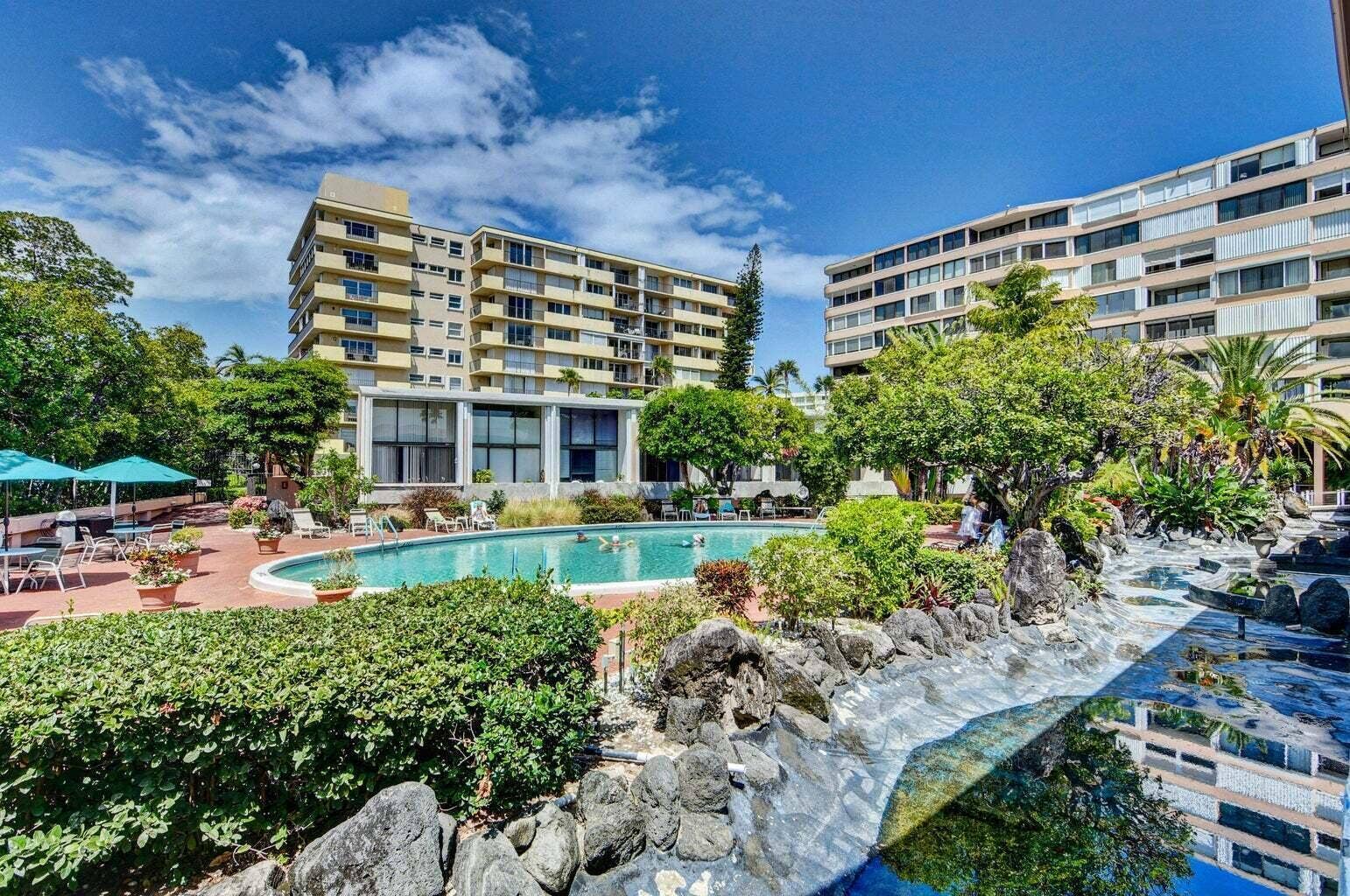 3589 S Ocean Boulevard, #512, South Palm Beach, FL 33480 mayfair 512 m