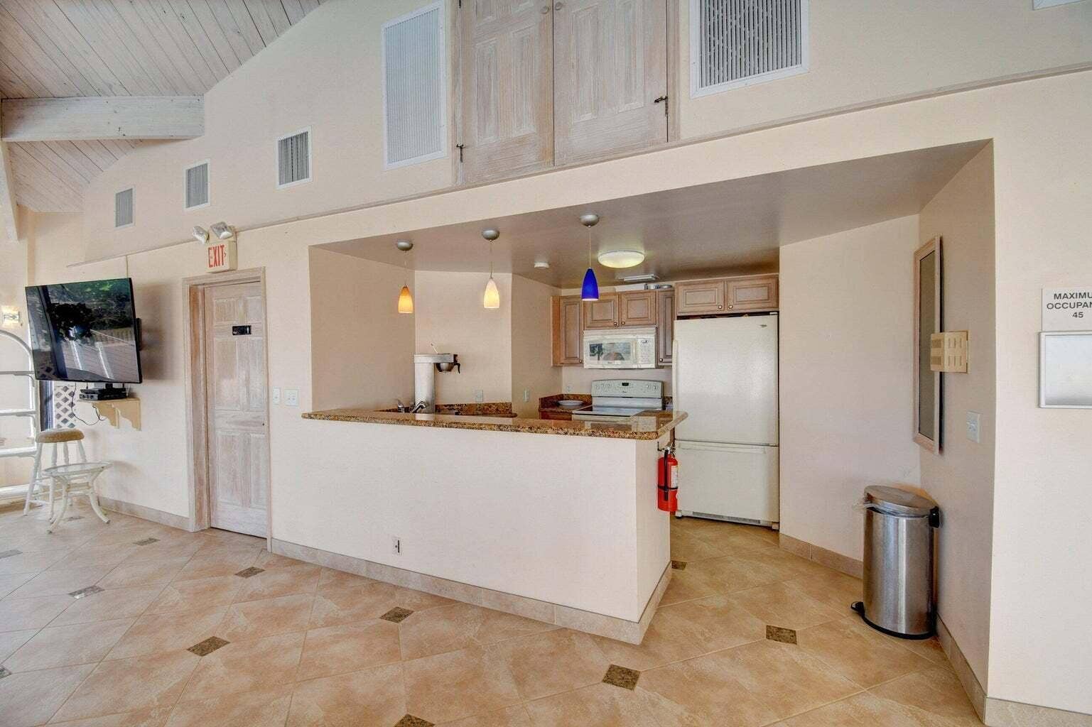 3589 S Ocean Boulevard, #512, South Palm Beach, FL 33480 mayfair 512 g