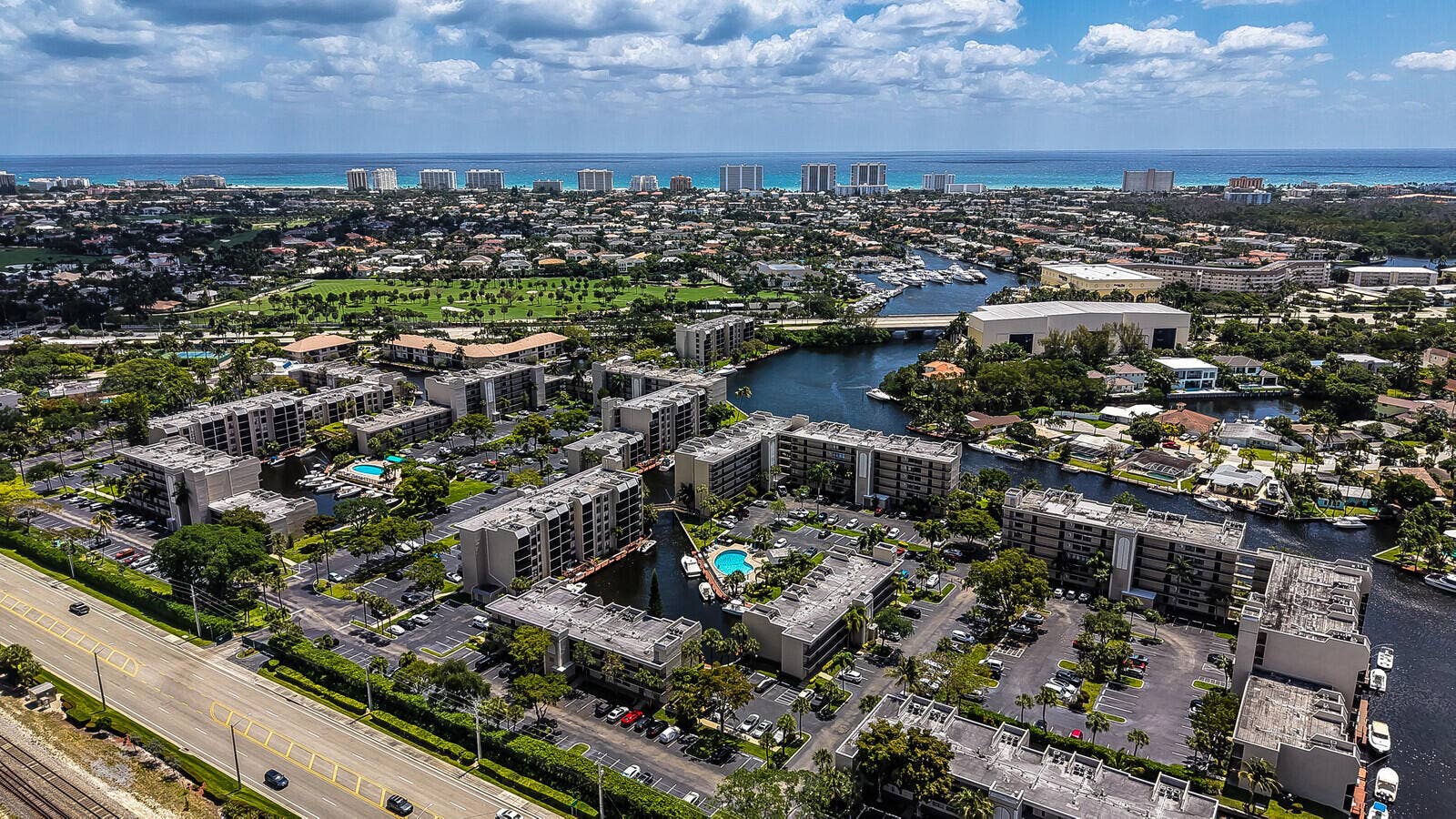 8 Royal Palm Way, #401, Boca Raton, FL 33432 Aerial View