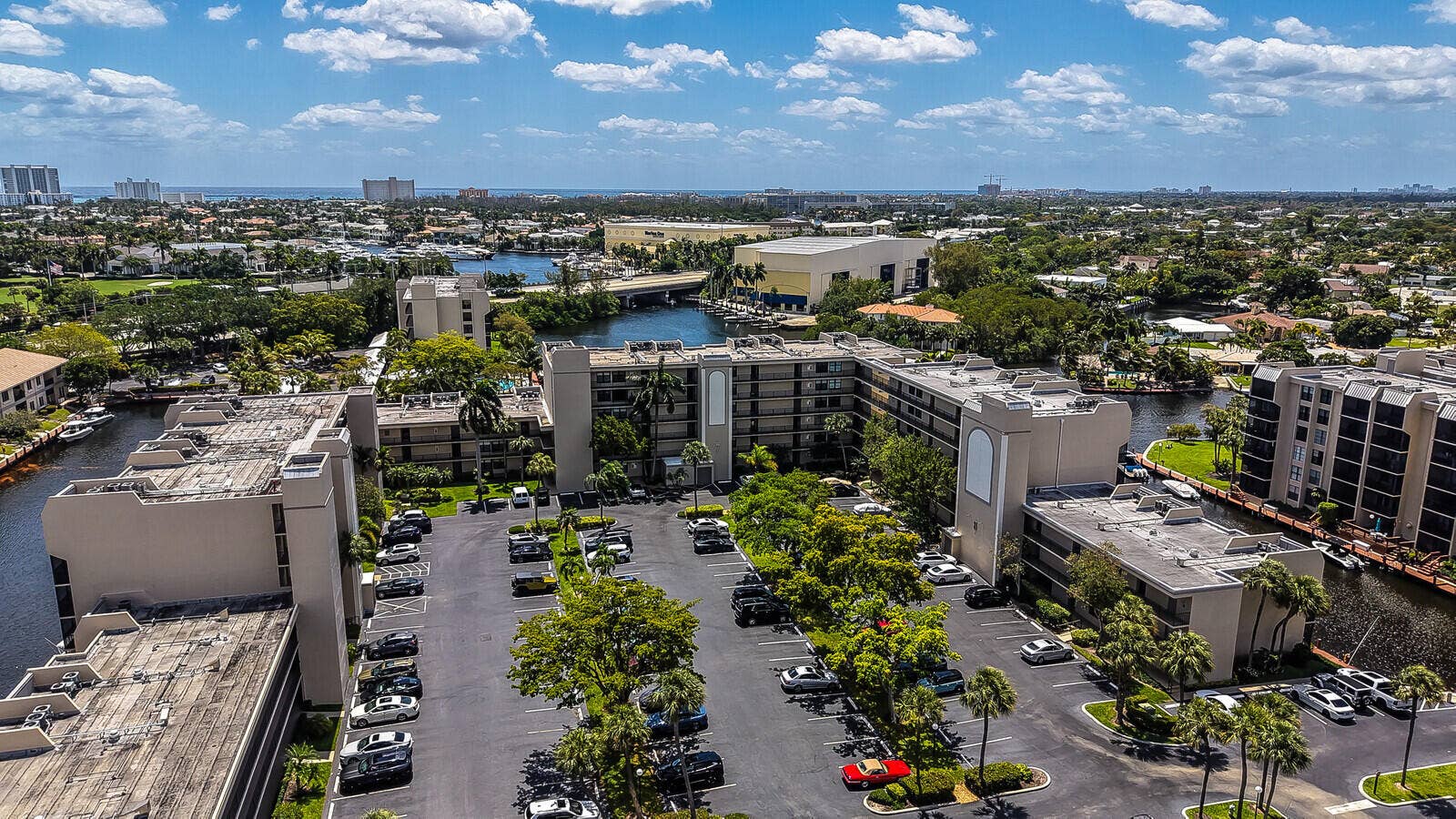 8 Royal Palm Way, #401, Boca Raton, FL 33432 Aerial View