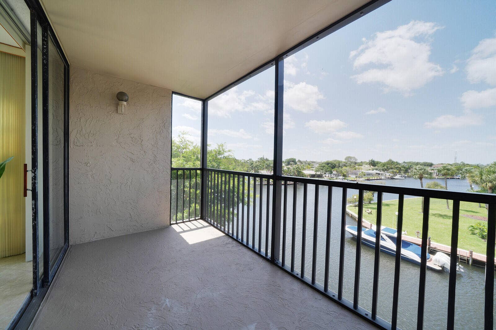 8 Royal Palm Way, #401, Boca Raton, FL 33432 Screened Balcony