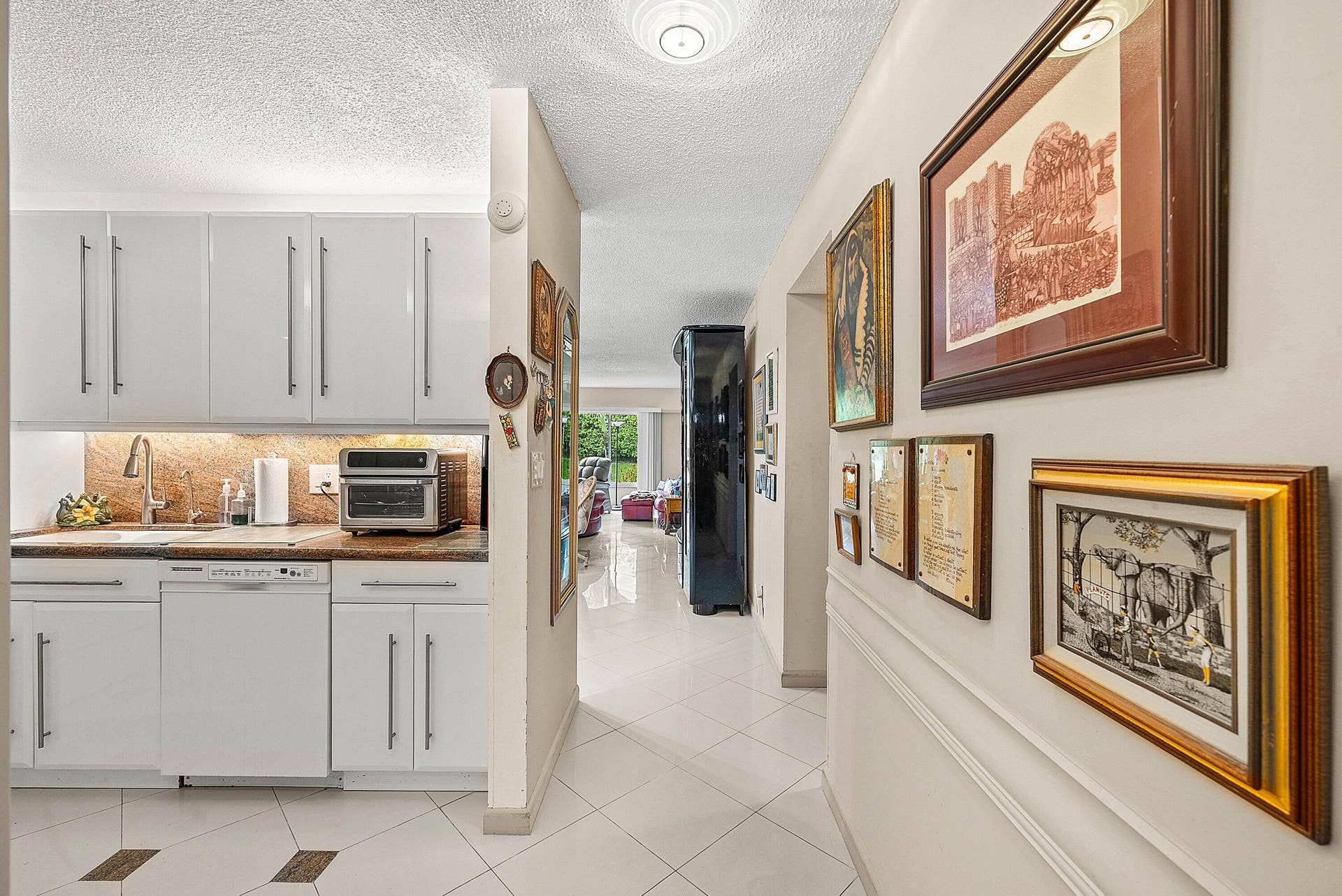 009-18881JolsonAvenue-1-BocaRaton-FL-334