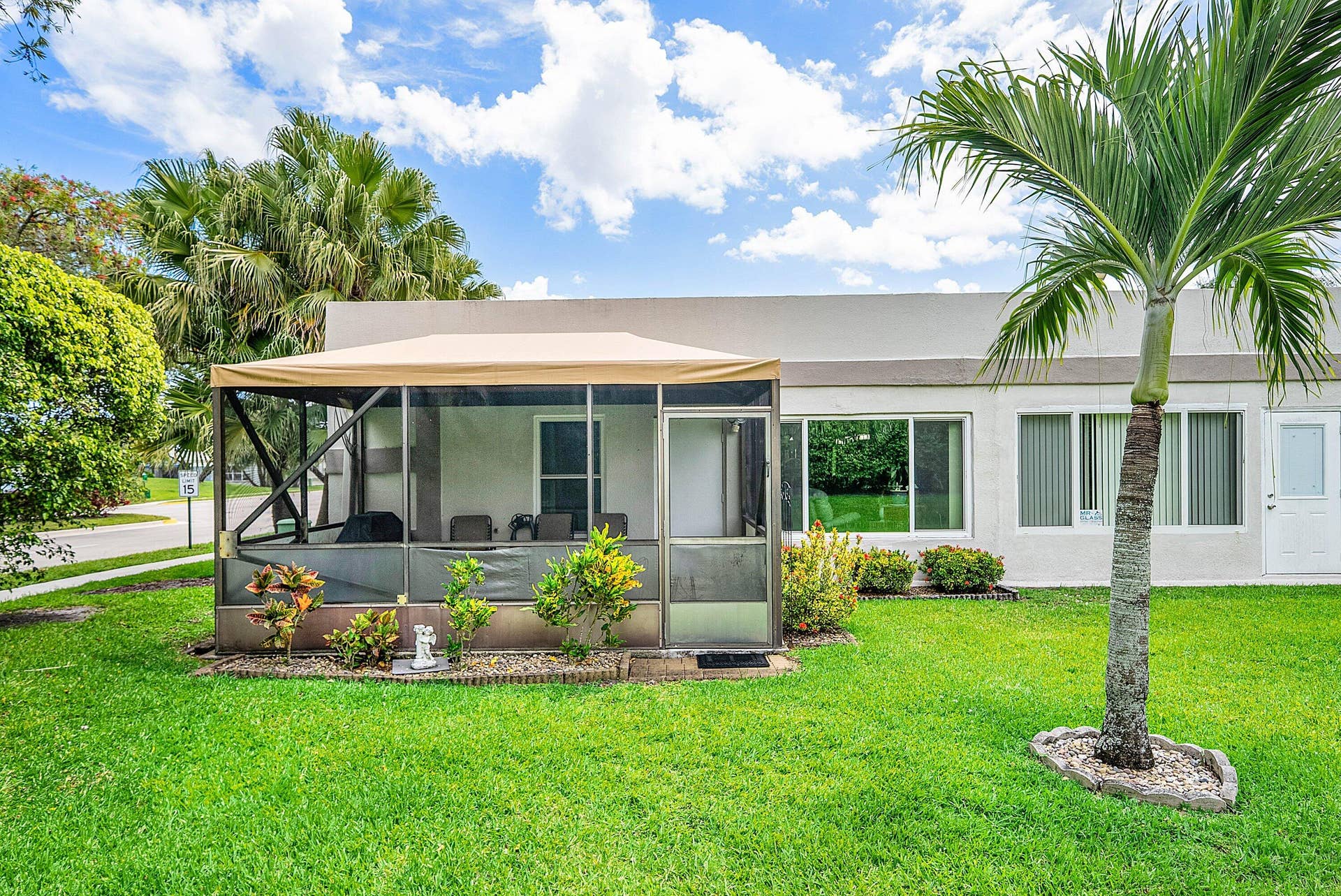 029-18881JolsonAvenue-1-BocaRaton-FL-334