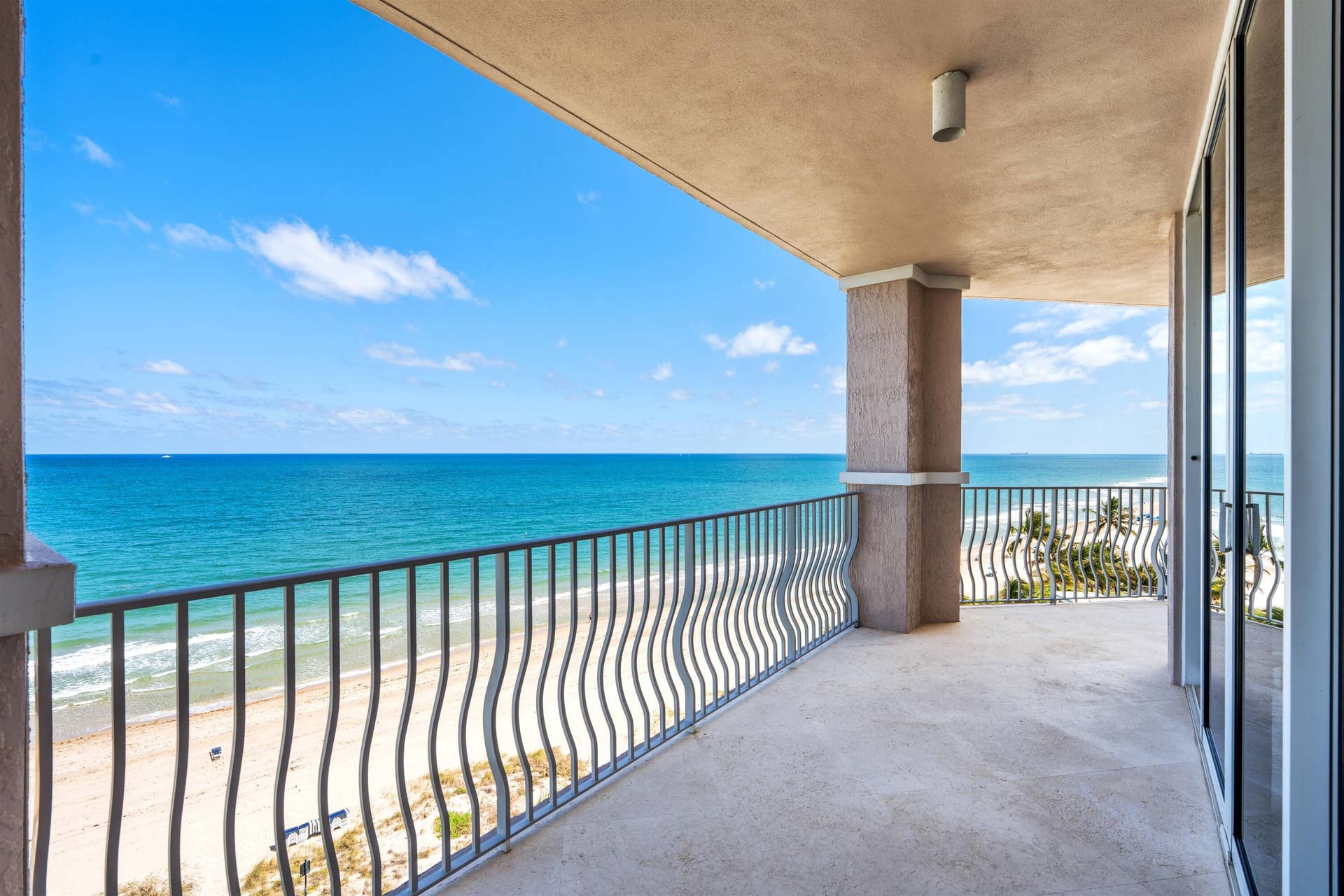 1460 S Ocean Boulevard, #804, Lauderdale By The Sea, FL 33062 OCEANFRONT BALCONY