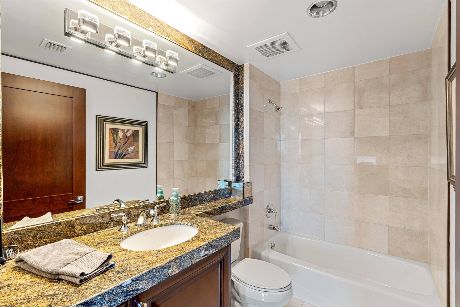1460 S Ocean Boulevard, #804, Lauderdale By The Sea, FL 33062 BATH 2