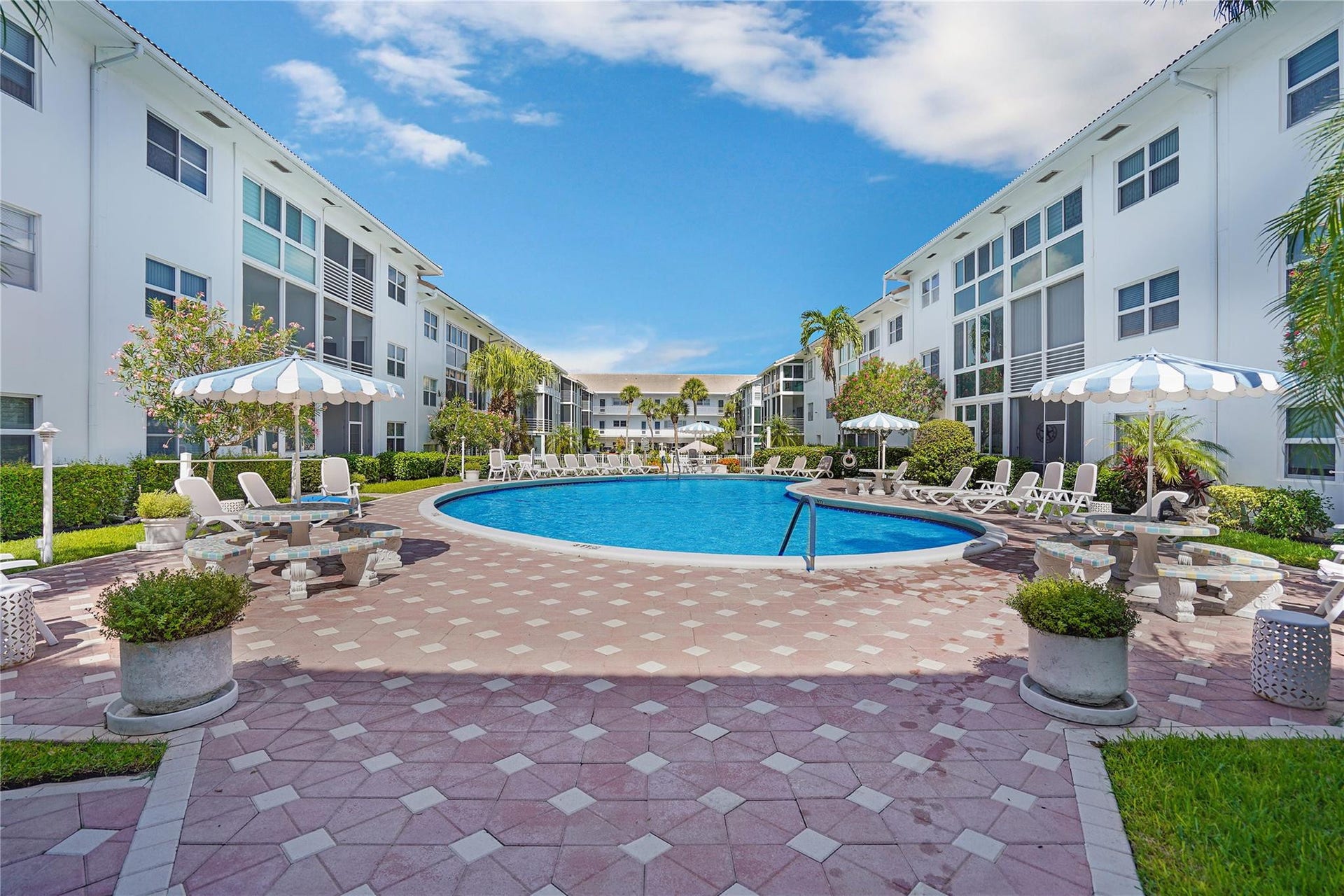 1461 S Ocean Boulevard, #107, Lauderdale By The Sea, FL 33062 Photo 10