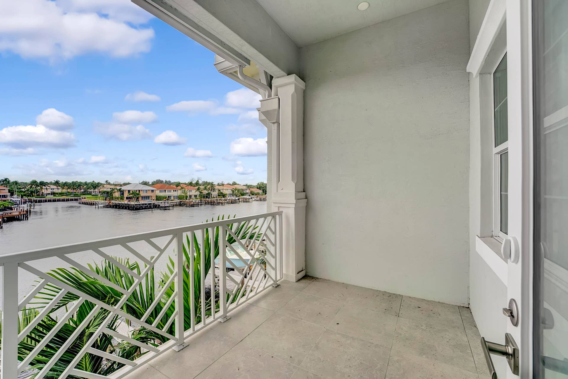 1045 Harbor Villas Drive, #5, North Palm Beach, FL 33408 DSC04031