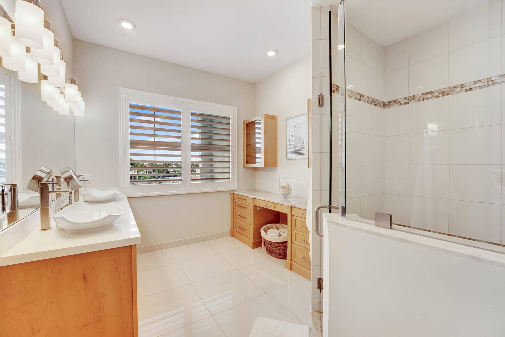 1045 Harbor Villas Drive, #5, North Palm Beach, FL 33408 DSC03991