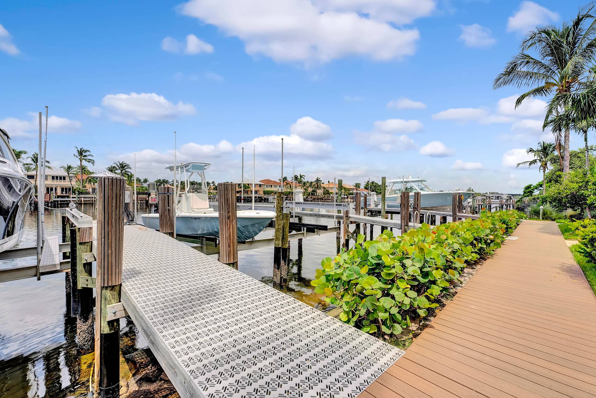 1045 Harbor Villas Drive, #5, North Palm Beach, FL 33408 DSC03811