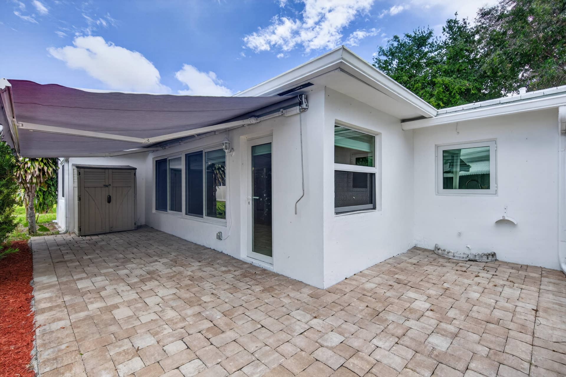 391 Leisure Boulevard, Pompano Beach, FL 33064 cowen-44