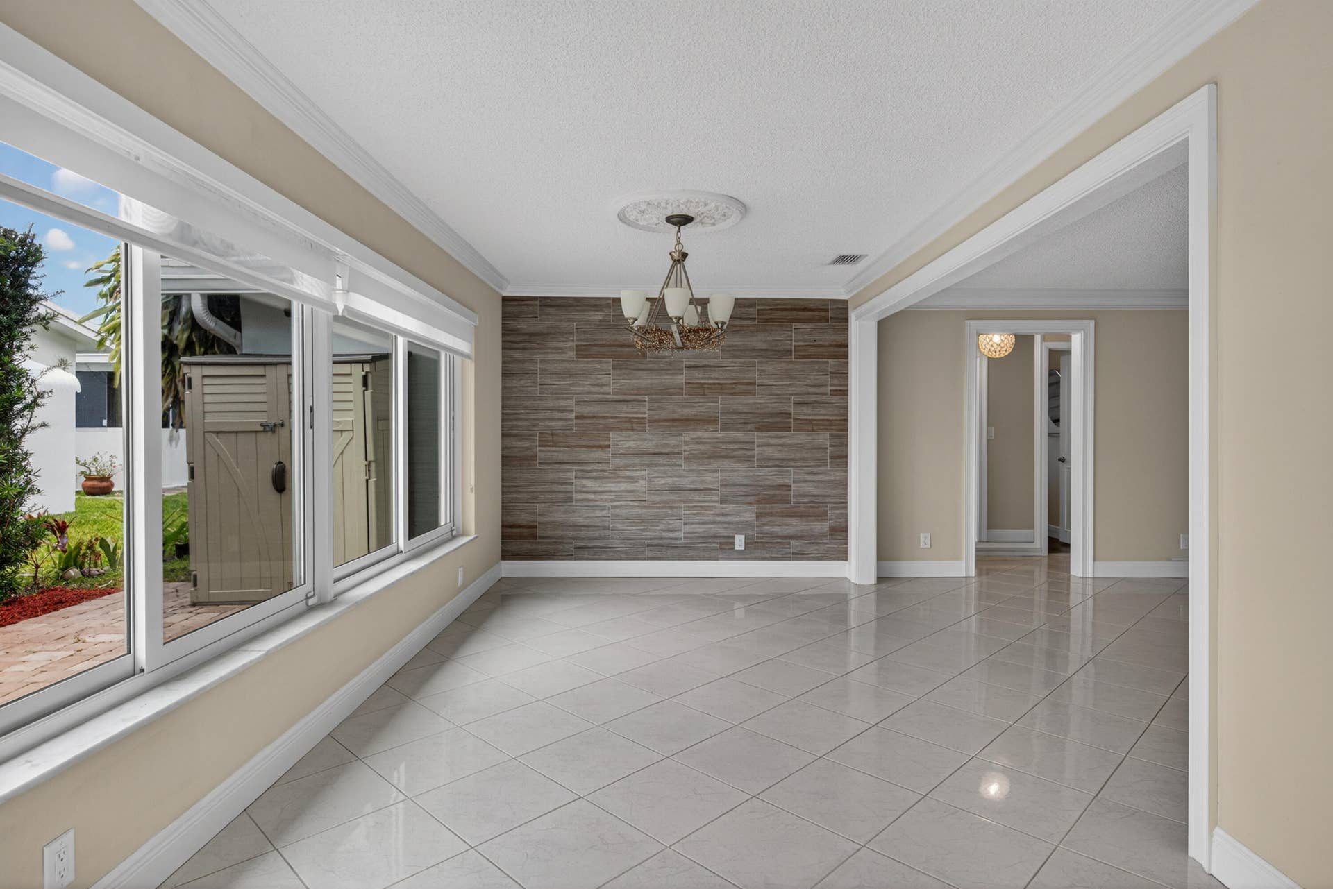 391 Leisure Boulevard, Pompano Beach, FL 33064 Florida Room