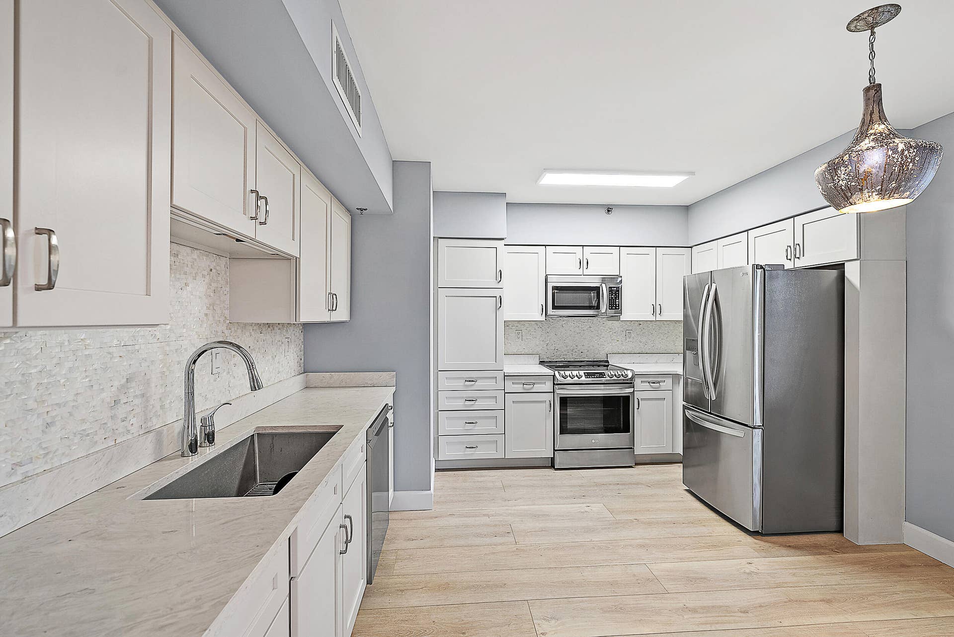 16910 Bay Street, #E204, Jupiter, Jupiter, FL 33477 Kitchen