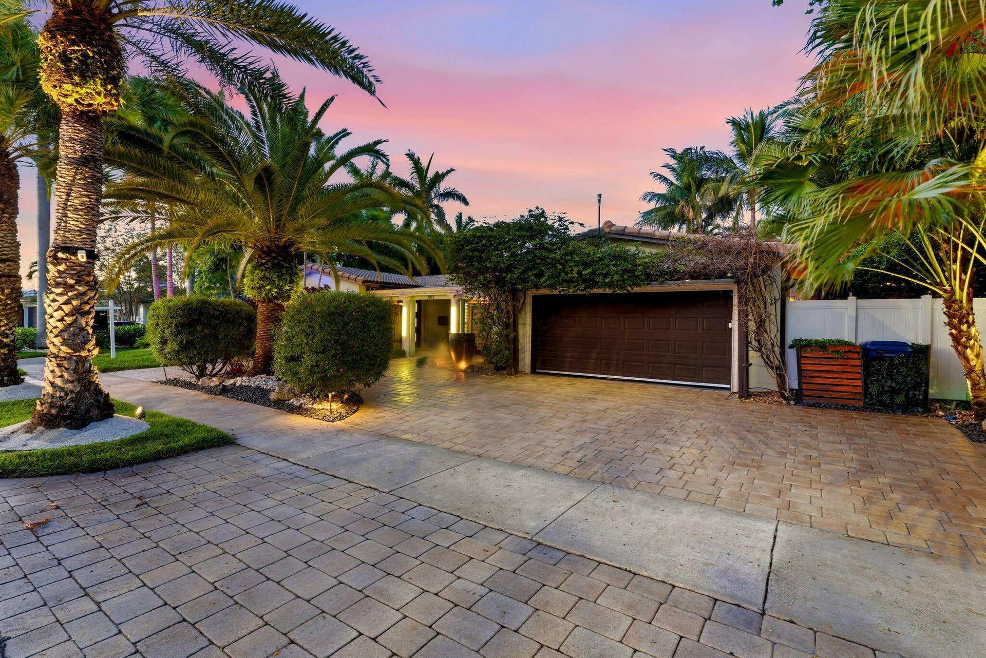 2812_NW_12th_Ave_Wilton_Manors_FL_001