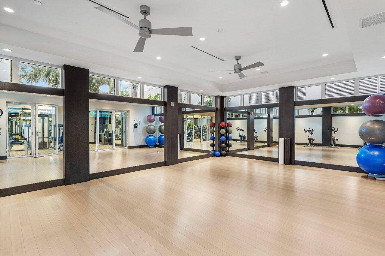 3 Water Club Way, #401, North Palm Beach, FL 33408 045-1WaterClubWay-NorthPalmBeach-FL-3340