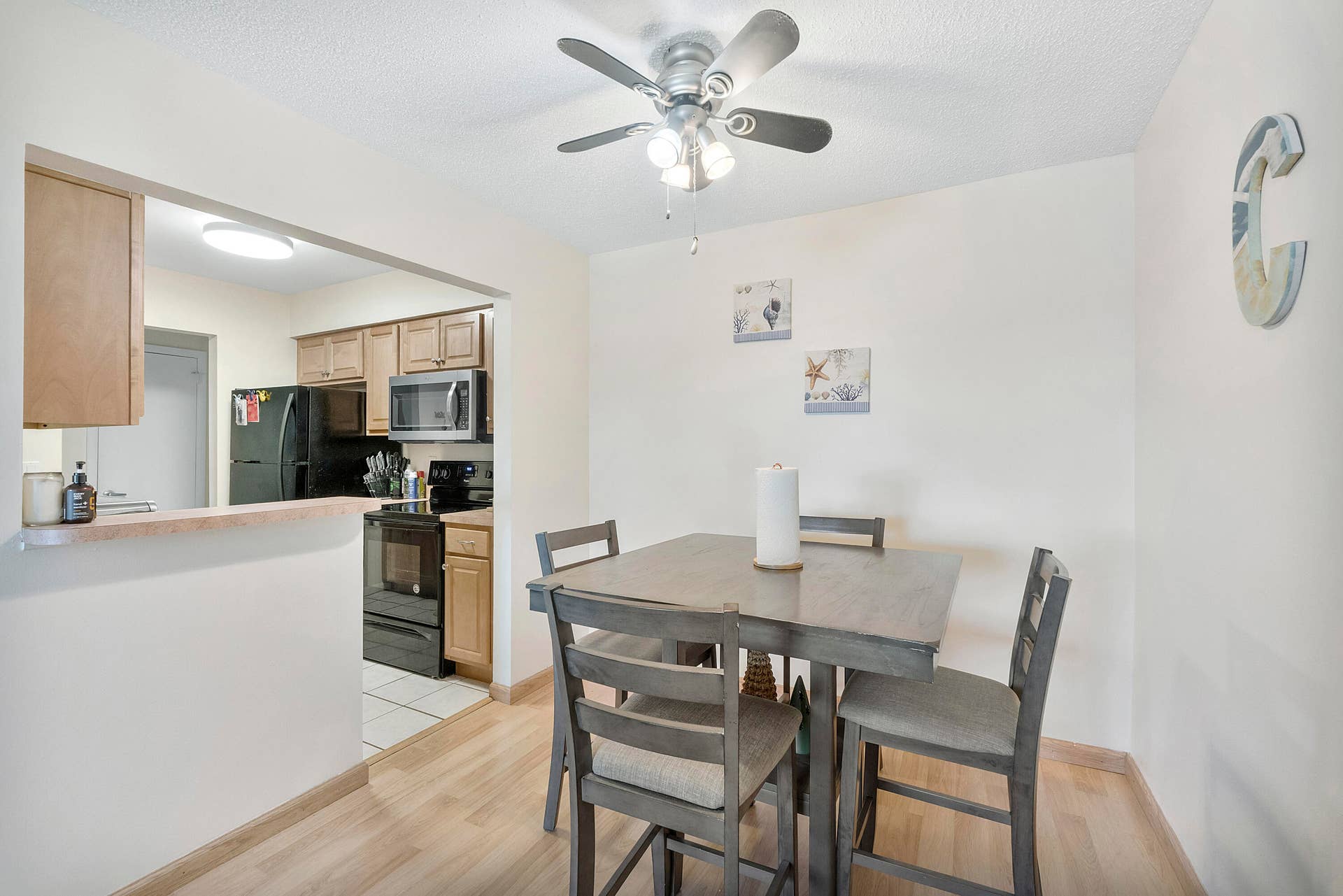 125 Shore Court, #304a, North Palm Beach, FL 33408 Kitchen/Dining