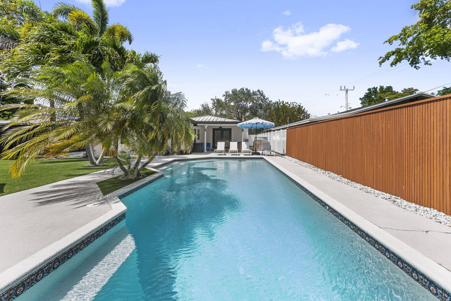 606 SW 19th Street, Fort Lauderdale, FL 33315 Pool