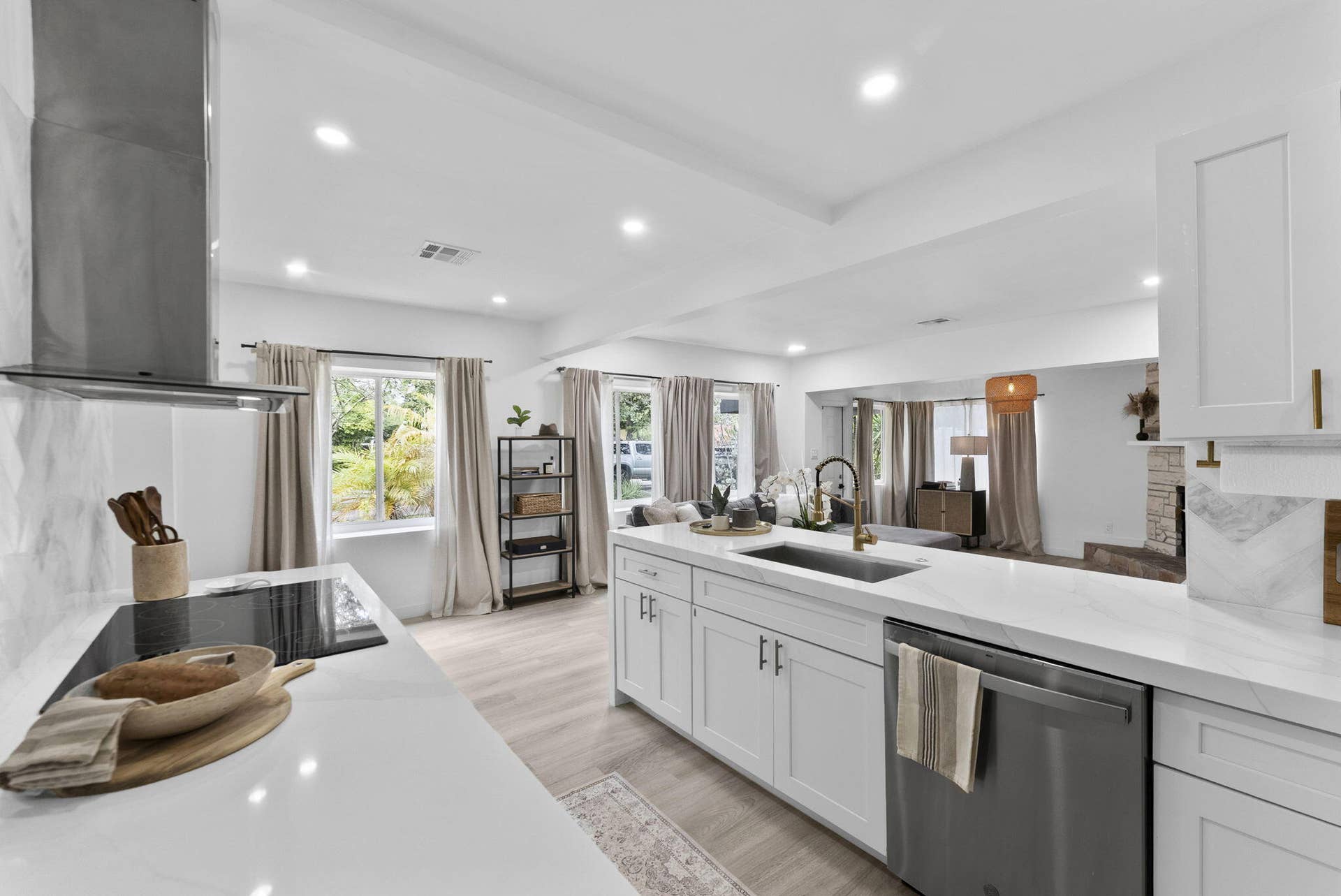 606 SW 19th Street, Fort Lauderdale, FL 33315 Kitchen 6