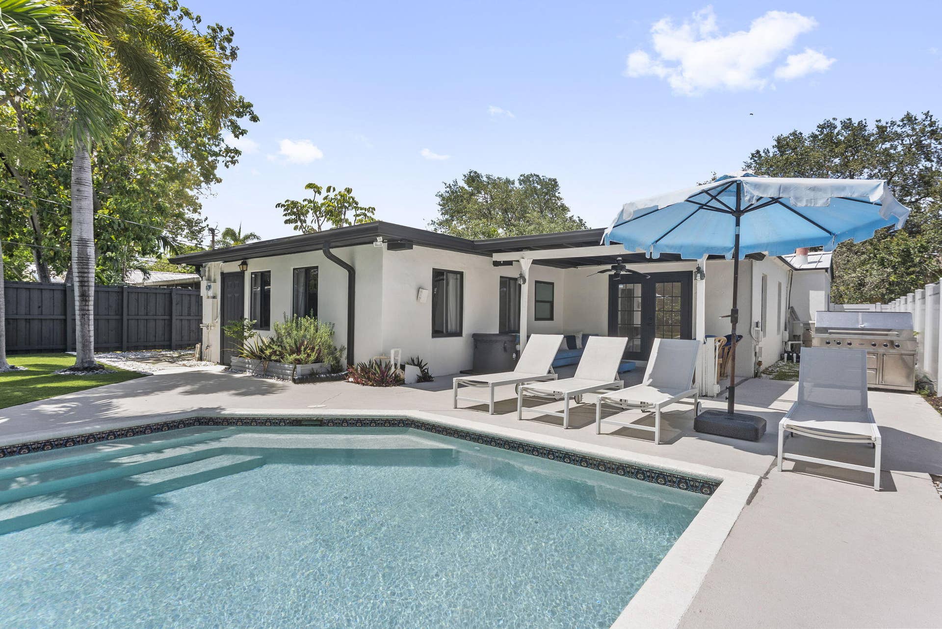606 SW 19th Street, Fort Lauderdale, FL 33315 Pool 2