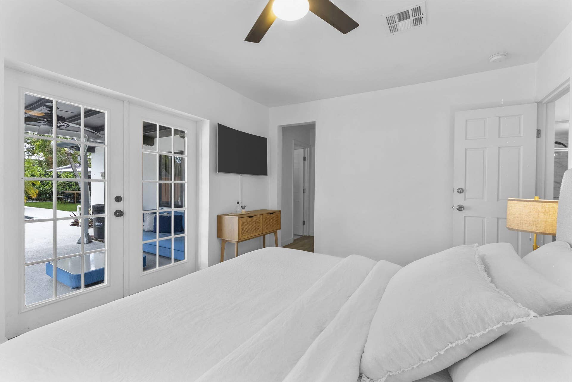 606 SW 19th Street, Fort Lauderdale, FL 33315 Primary 3