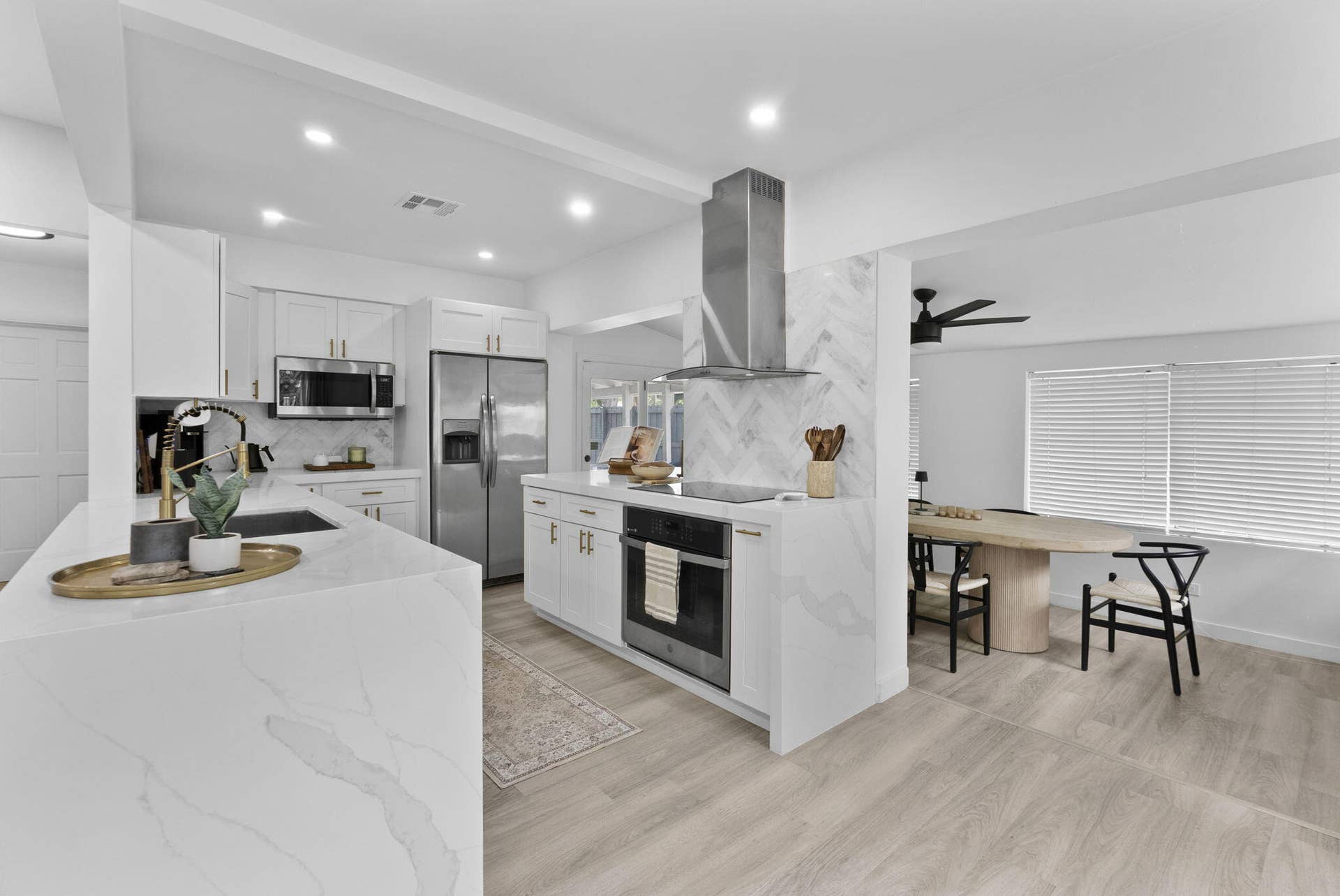 606 SW 19th Street, Fort Lauderdale, FL 33315 Kitchen 4