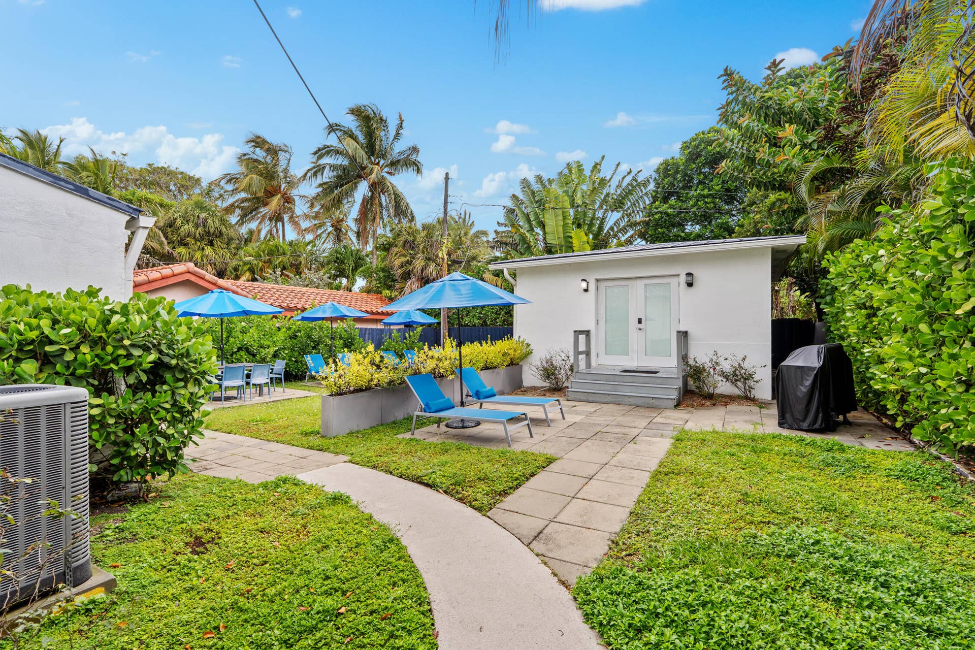 3305 NE 16th Court, Fort Lauderdale, FL 33305 Backyard 3