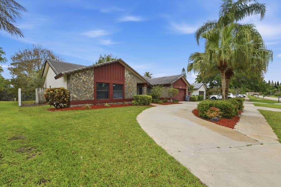 Property photo for 21074 Shady Vista Lane, Boca Raton, FL