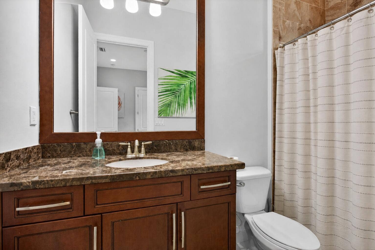 9080 Vista Way, Parkland, FL 33076 9080 gust bathroom