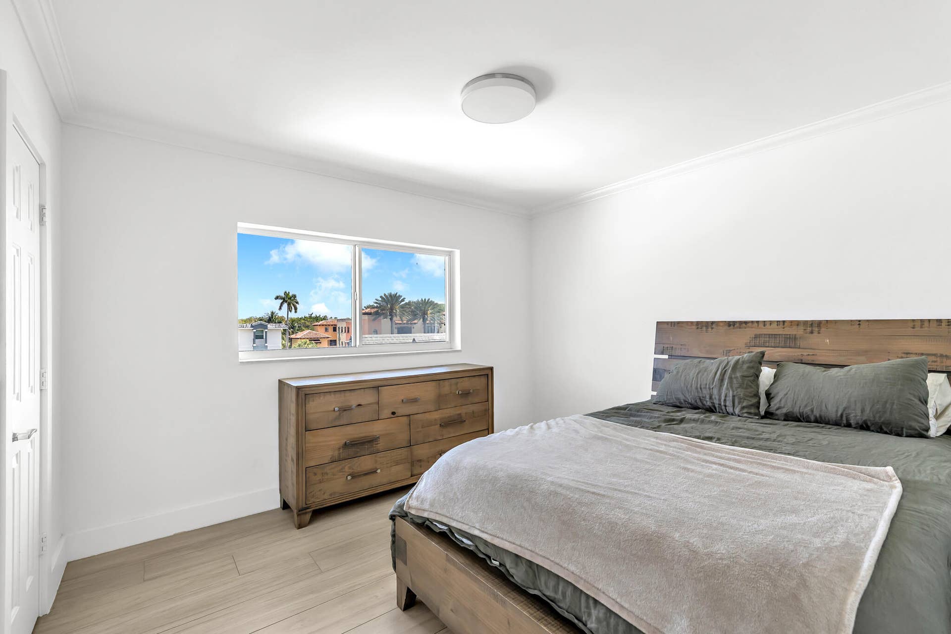 924 SE 2nd Street, #32, Fort Lauderdale, Fort Lauderdale, FL 33301 IMG_4078